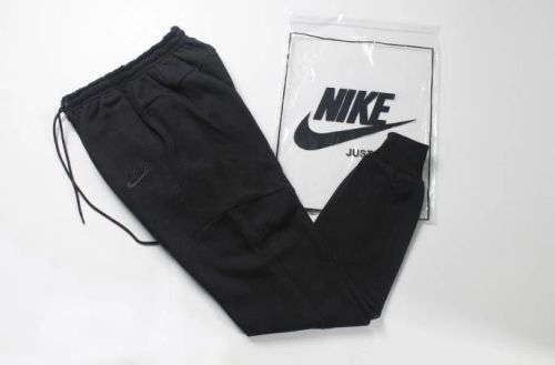 Trening  NIKE Tech Negru ( Bluza + pantaloni)